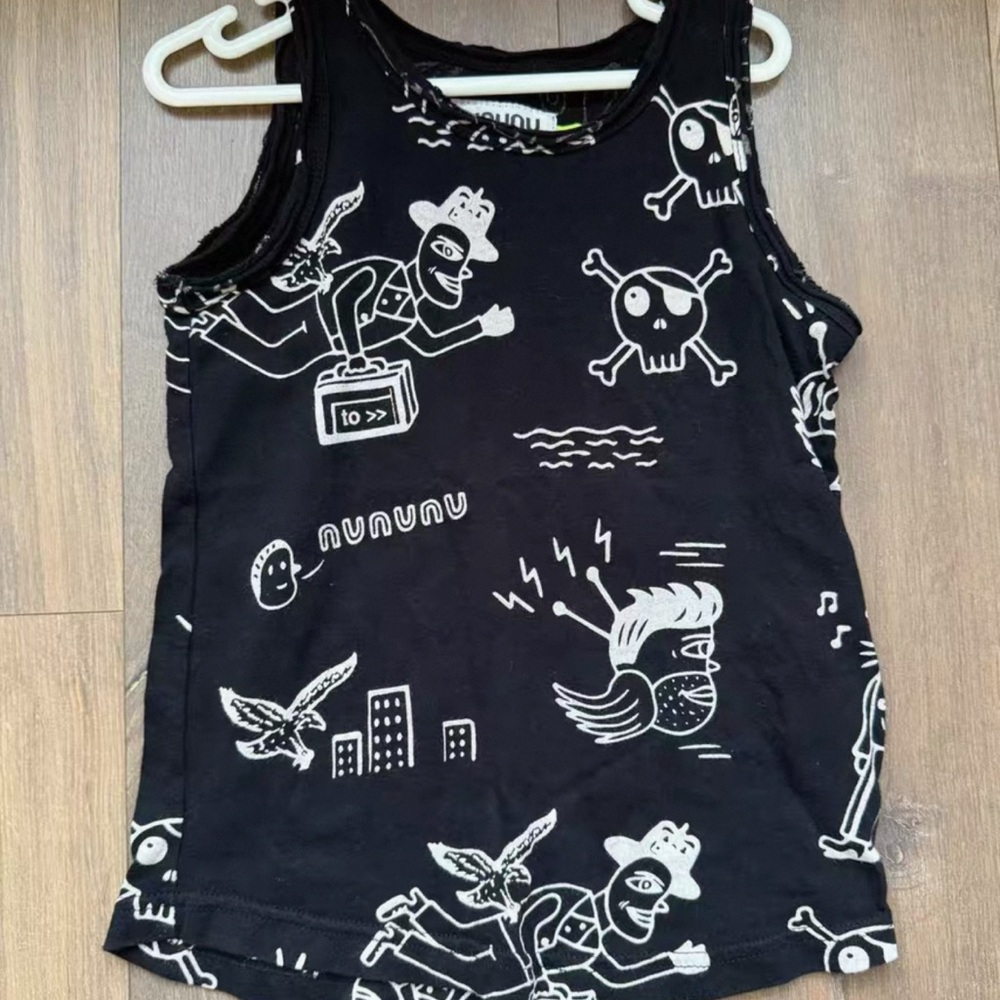 ❤️Nununu Kids Tank Top with White Graphic Design